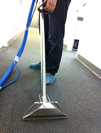commercial property carpet steam cleaning